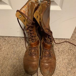 Timberland Lace-Up Combat Boots